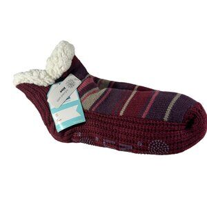Muk Luks Infused with Aloe Size S/M 6-8 Cabin Slipper Socks Footie Maroon New